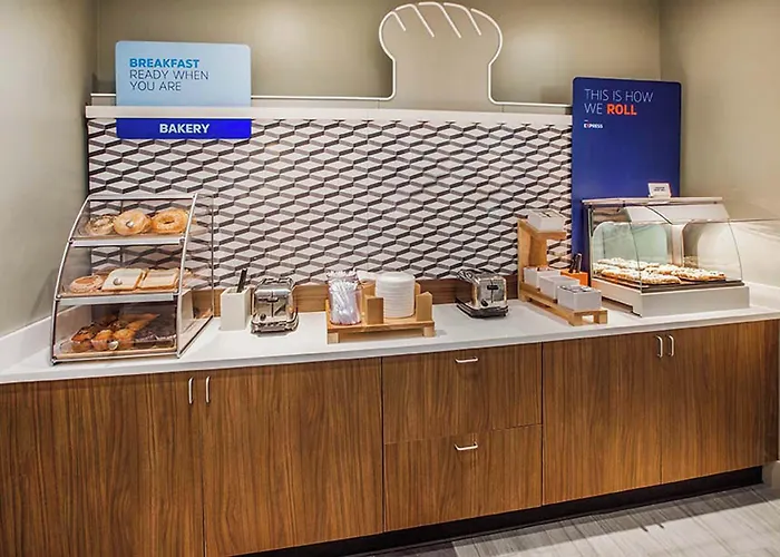 Holiday Inn Express Hotel & Suites Portland By Ihg