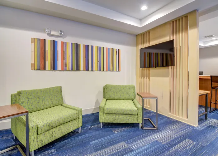 Holiday Inn Express Hotel & Suites Foley By Ihg