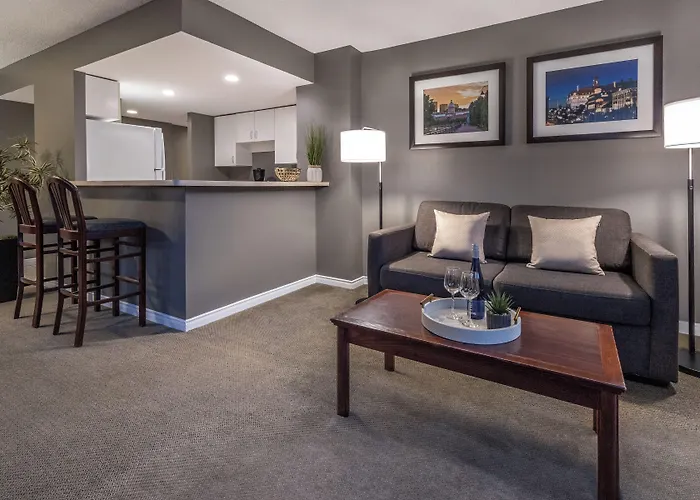 Hotel Faubourg Montreal Centre-Ville Downtown