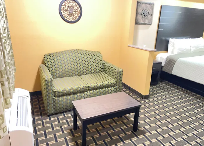 Homegate Inn & Suites West Memphis
