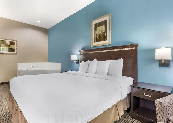 Best Western Mineola Inn