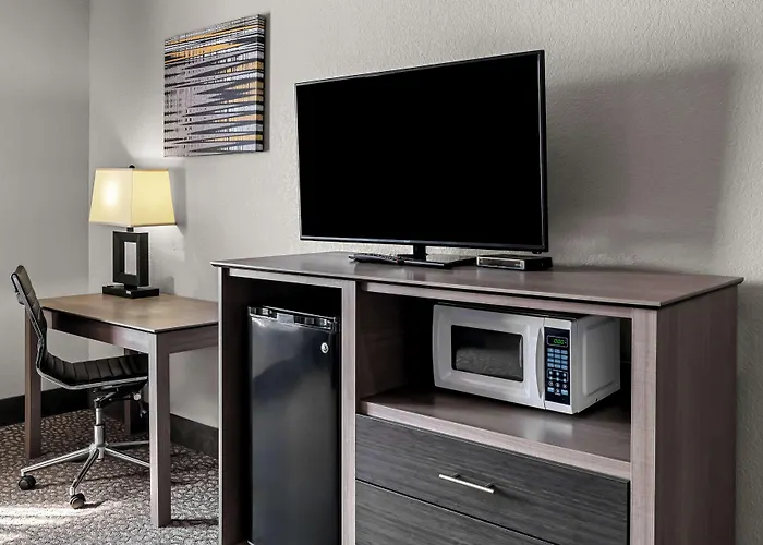 Best Western Sherwood Inn & Suites