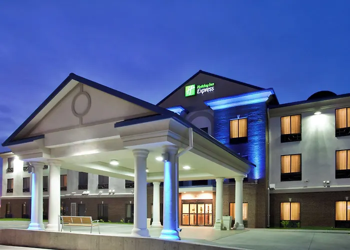 Holiday Inn Express Hotel & Suites Mcpherson By Ihg