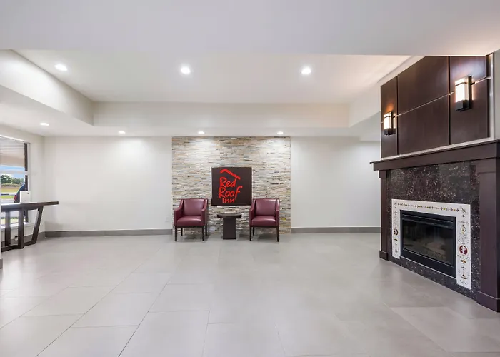 Red Roof Inn Plus & Suites Birmingham - Bessemer