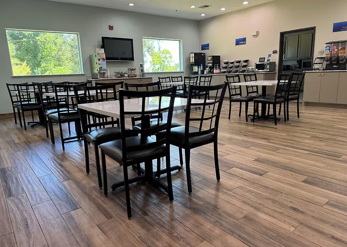 Best Western Cleveland Inn & Suites