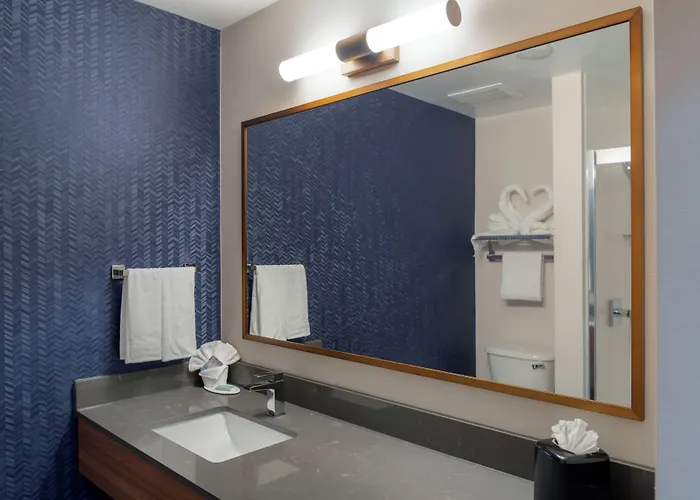 Fairfield Inn & Suites Greensboro Wendover