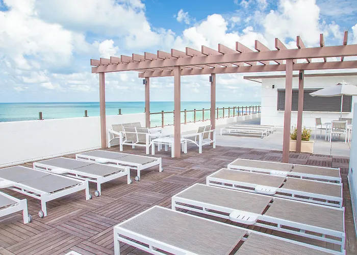 Barefoot Beach Club