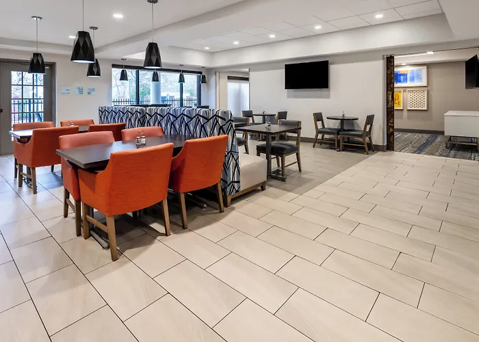 Holiday Inn Express Hotel & Suites Jackson - Flowood By Ihg