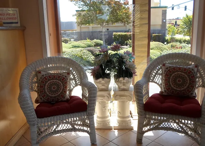 Hitching Post Studios Inn