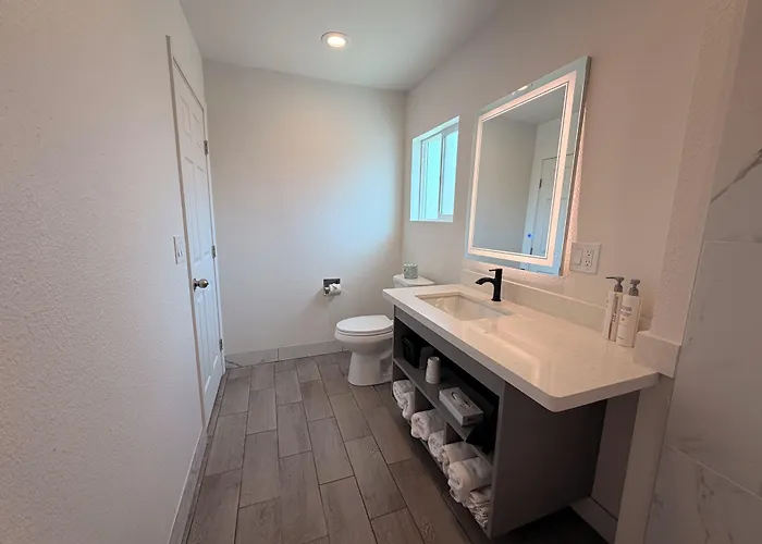 Surfside Stay