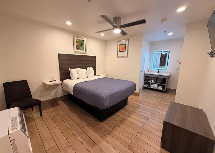 Surfside Stay
