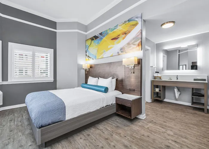Pacifica Beach hotels