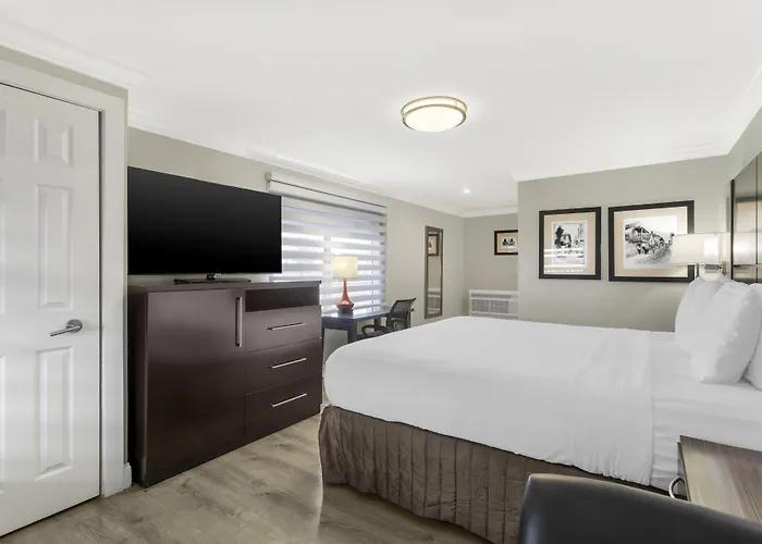 Best Western Historic Bayfront
