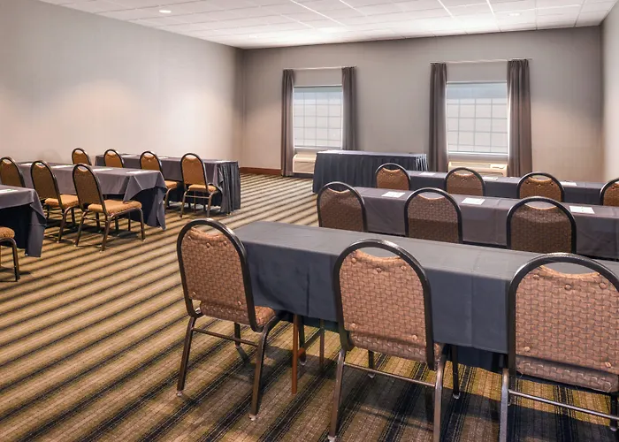 Holiday Inn Poplar Bluff By Ihg
