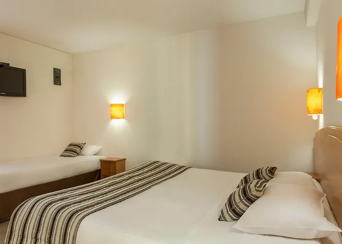 Logis Hotel Novalis Quimperle