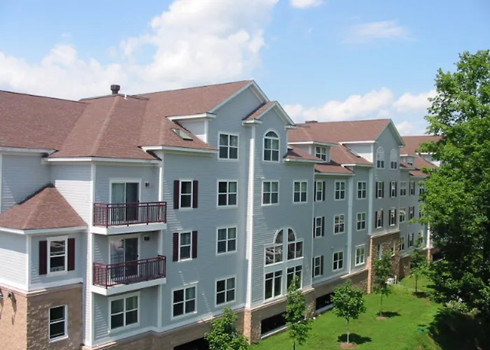 Holiday Inn Express Hotel & Suites White River Junction By Ihg