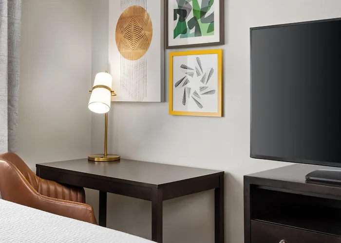 Holiday Inn & Suites Albuquerque Airport By Ihg