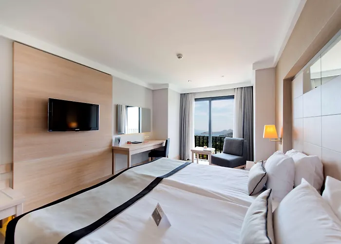 Ramada Resort By Wyndham Bodrum