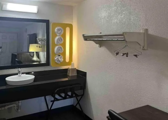 Motel 6 Cross Lanes, Wv Goff Mountain Rd