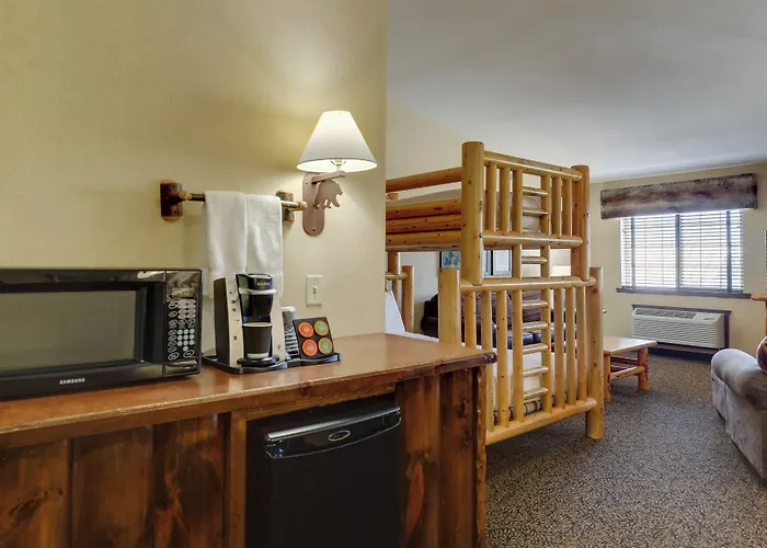 Stoney Creek Hotel St. Joseph