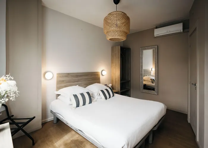 Hotel Le Petit Castel