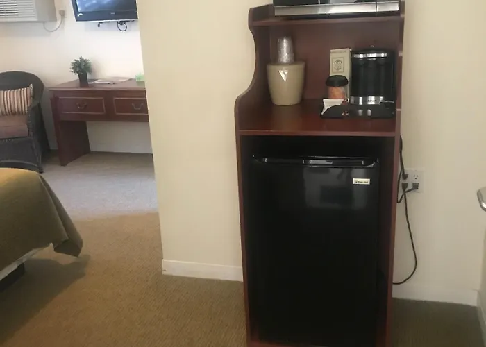 Bella Capri Inn And Suites