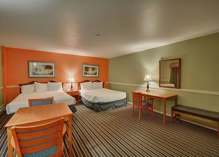 Colonial Motel And Spa
