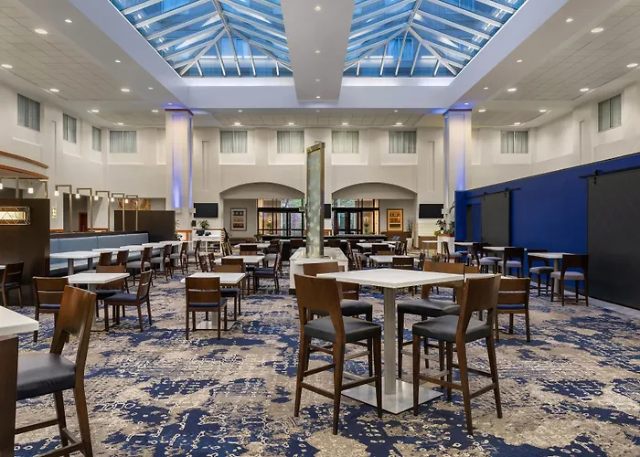 Embassy Suites Boston At Logan Airport