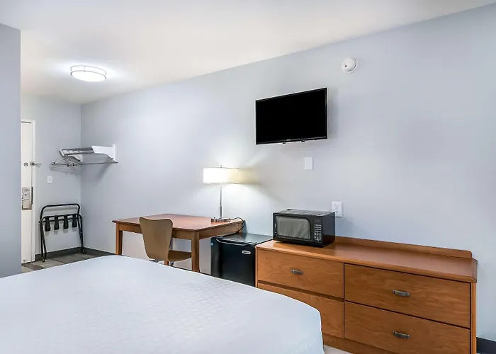 Americas Best Value Inn East Peoria