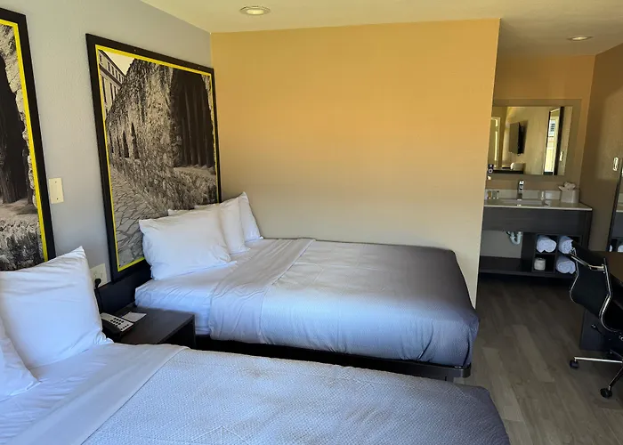 Super 8 By Wyndham Big Spring