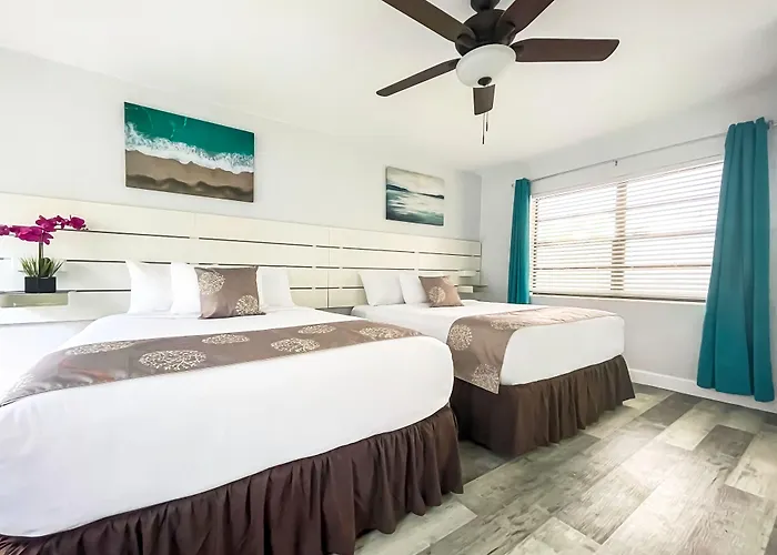 Silver Spray Motel