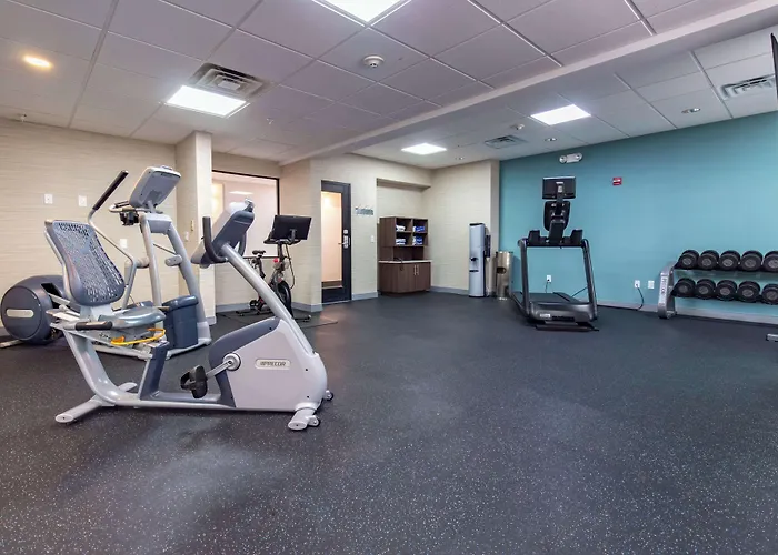Hampton Inn & Suites Denton