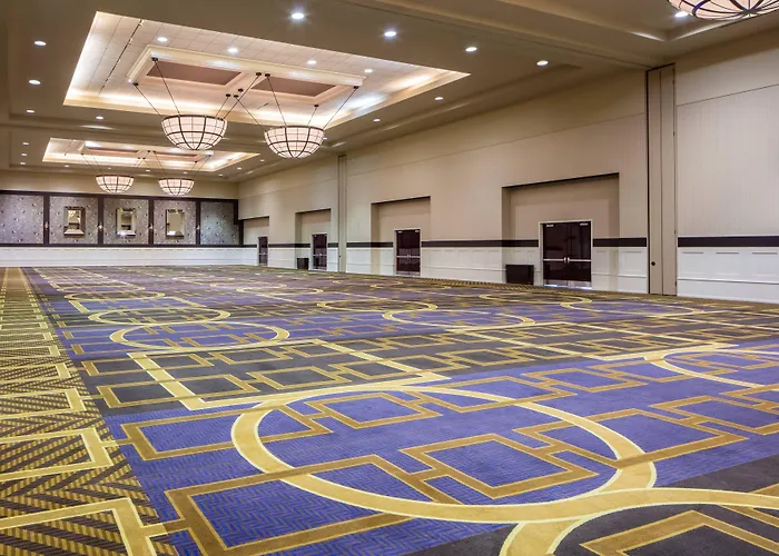 Sheraton Overland Park Hotel At The Convention Center
