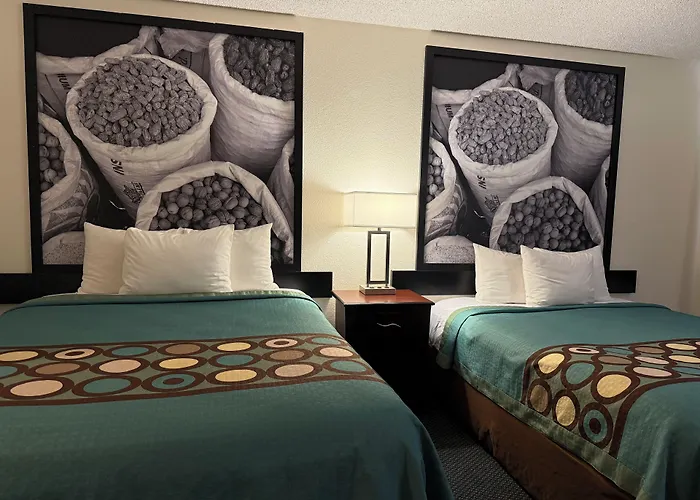 Super 8 By Wyndham Selma/Fresno Area