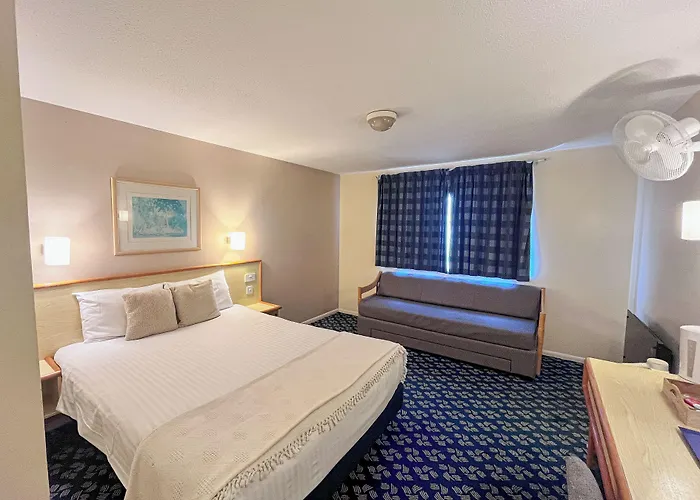 Travel Plaza Hotel