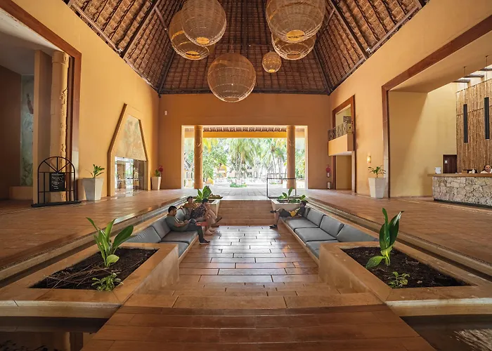 Reef Yucatan All Inclusive & Convention Center