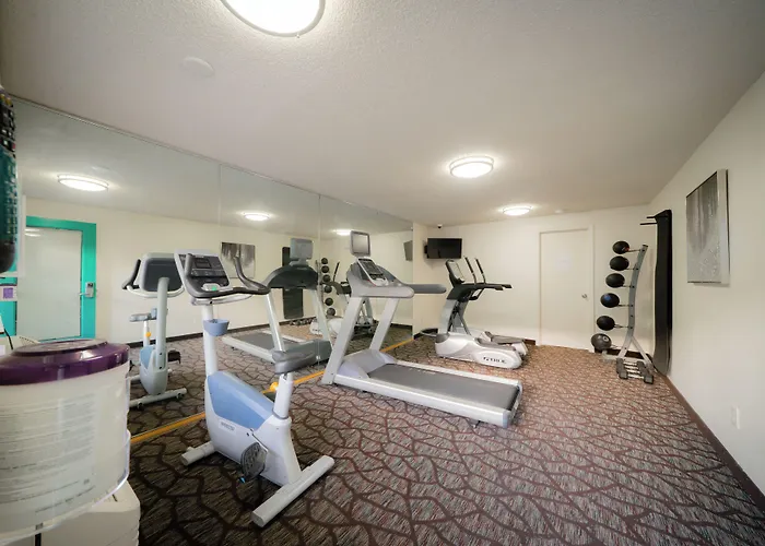 Pepper Tree Inn