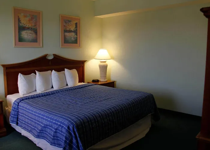 Cocoa Beach Suites Hotel