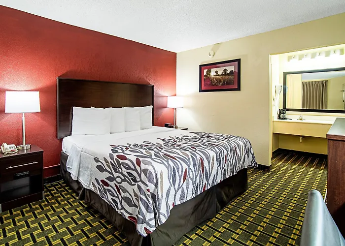 Red Roof Inn & Suites Greenwood, Sc