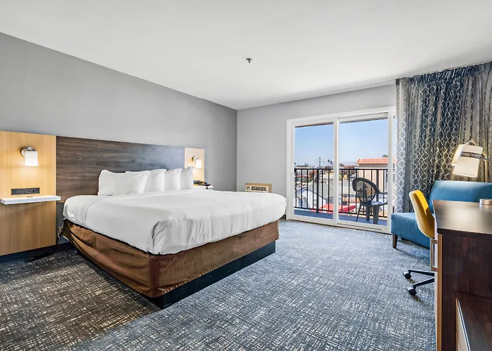 Hotel Avisa Downtown