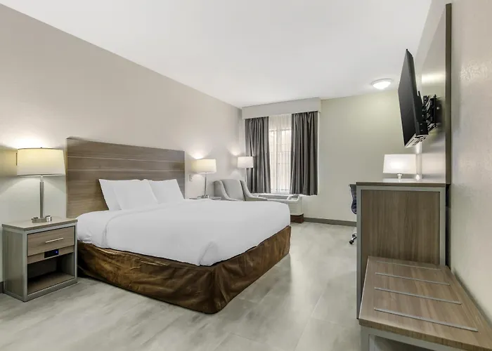 Best Western Commerce Inn