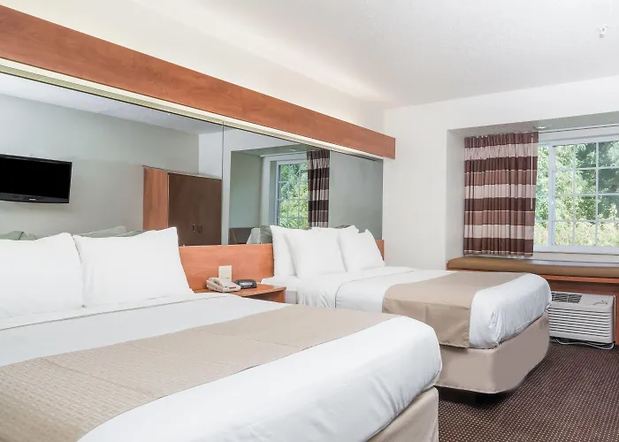 Microtel Inn & Suites By Wyndham Rice Lake