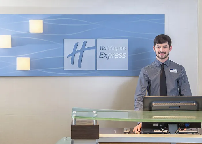 Holiday Inn Express & Suites - Oxford By Ihg