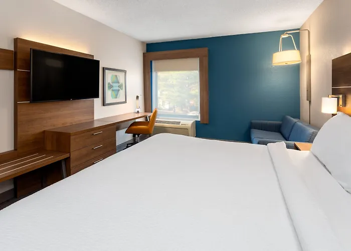 Holiday Inn Express - New Albany