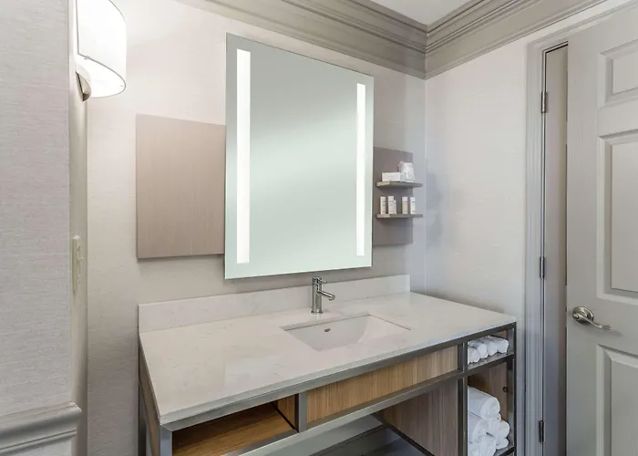 Hilton Garden Inn Evanston