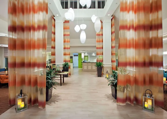 Twinsburg Hotels
