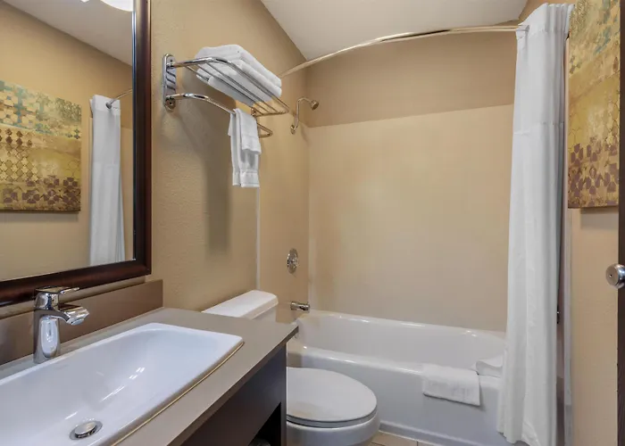 Best Western Long Beach Inn