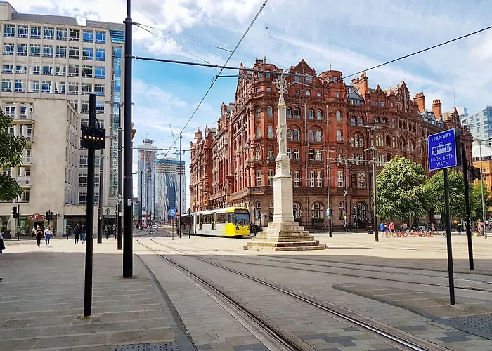 Holiday Inn Express Manchester East By Ihg
