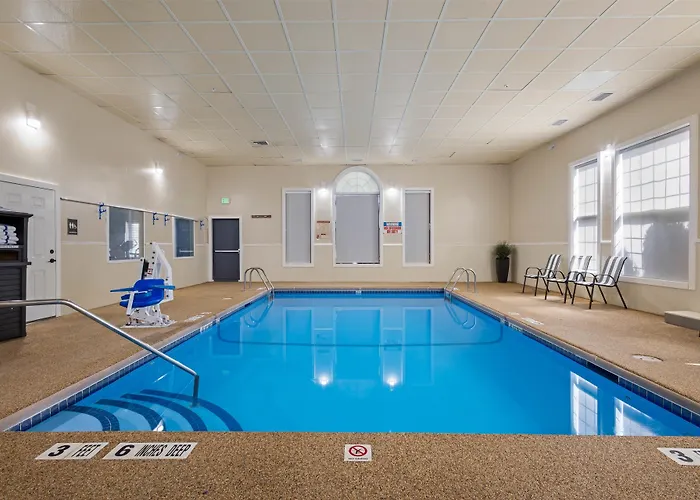 Best Western Crown Inn & Suites - Batavia