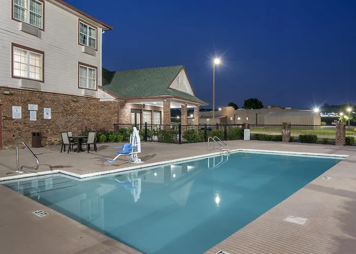 Best Western Plus Bessemer